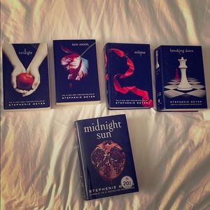 Twilight series with NEW Midnight Sun book